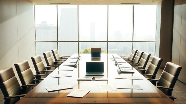 Top strategies for enhancing data exchange and governance in marketplaces